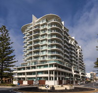 Oaks Liberty Towers - Food Delivery Shop