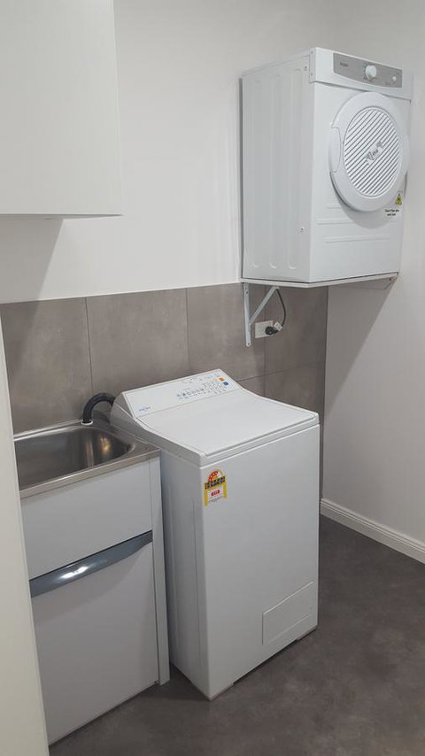 Aart Apartments - Pet Food Australia 11