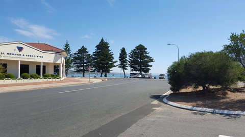 Aart Apartments - Pet Food Australia 3