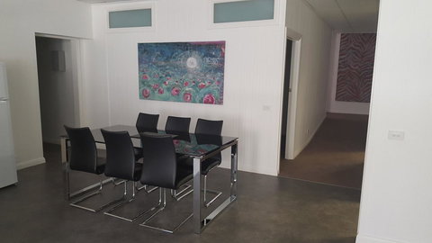 Aart Apartments - Pet Food Australia 16