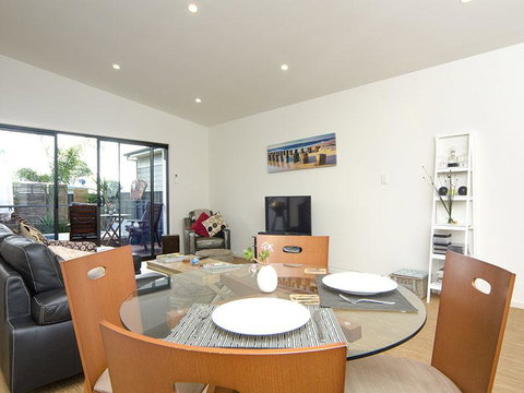 Seagrass Villas Normanville - Food Delivery Shop 16