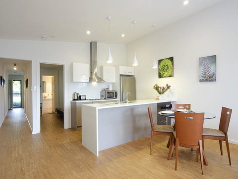 Seagrass Villas Normanville - Food Delivery Shop 17