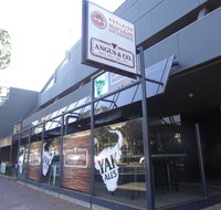 Adelaide Meridien Hotel  Apartments - Food Delivery Shop
