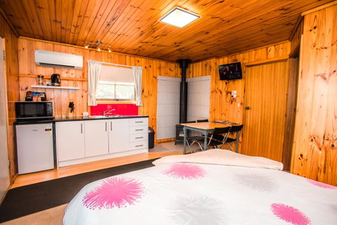 Seppelts View Cabins - Food Delivery Shop 32