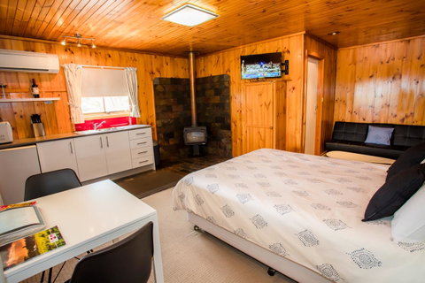 Seppelts View Cabins - Food Delivery Shop 39