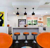 Barossa Retro BnB - Food Delivery Shop