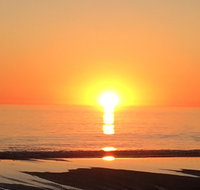 Adelaide - Semaphore Beach Front - Food Delivery Shop