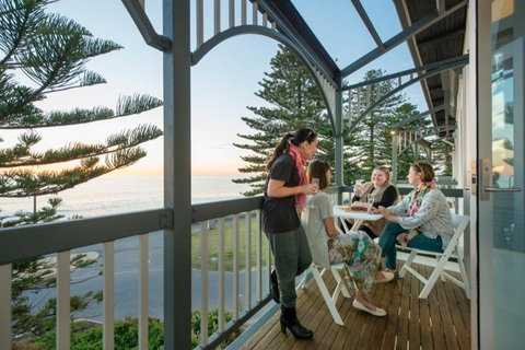 Seawall Apartments - Food Delivery Shop 16