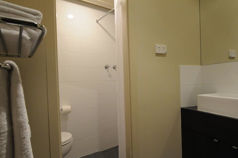 Mansfield Park Hotel - Food Delivery Shop 8
