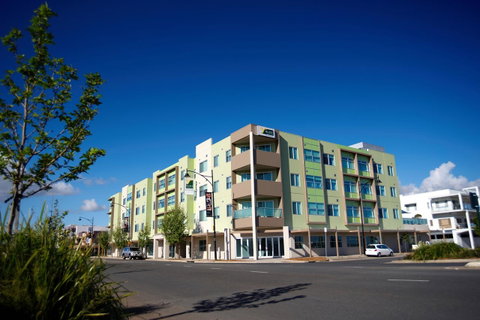 Quest Mawson Lakes - Food Delivery Shop 0
