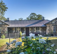 Stoneleigh Cottage Bed and Breakfast - Food Delivery Shop