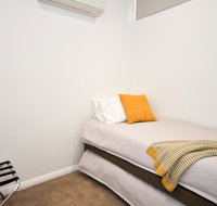 Loxton Courthouse Apartments - Food Delivery Shop