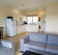 Marion Bay Holiday Villas - Food Delivery Shop