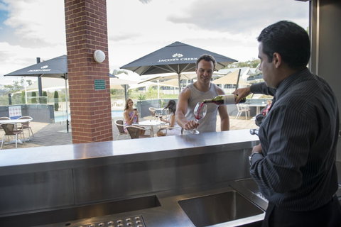Novotel Barossa Valley Resort - Food Delivery Shop 17