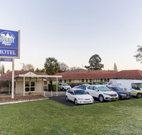 Bathurst Motor Inn - Food Delivery Shop