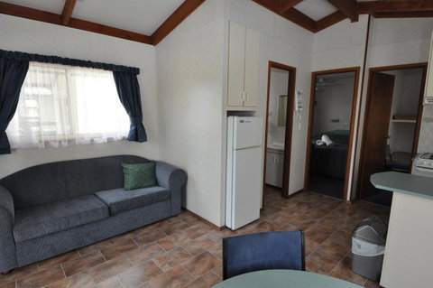 Beachside Holiday Park - Food Delivery Shop 0