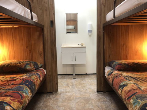 Moonta Bay Holiday Park - Pet Food Australia 2