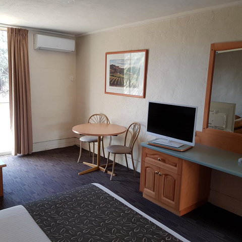 Barossa Weintal Hotel - Food Delivery Shop 14