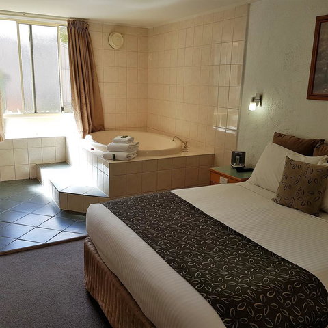 Barossa Weintal Hotel - Food Delivery Shop 12
