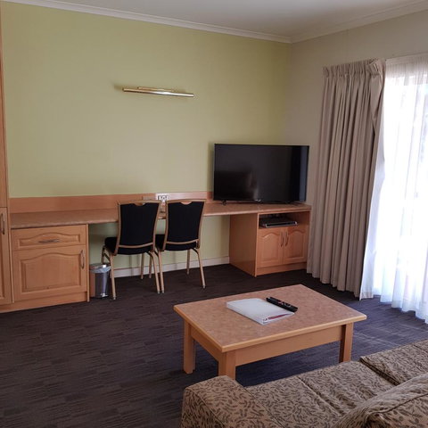 Barossa Weintal Hotel - Food Delivery Shop 20