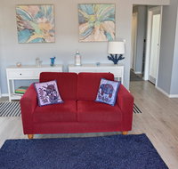 Beach Life Retreat - Pet Food Australia