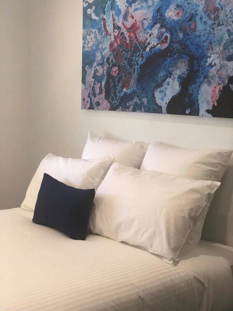 The Avenue Inn - Food Delivery Shop 20