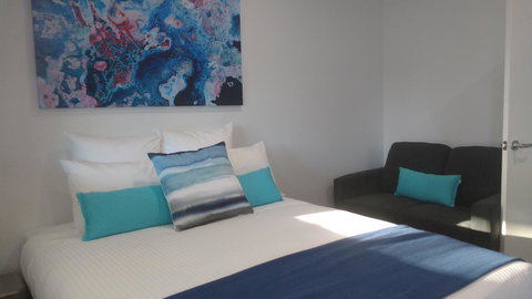 The Avenue Inn - Food Delivery Shop 8