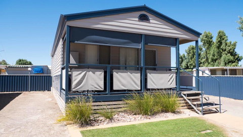 Wallaroo Holiday Park - Food Delivery Shop 16