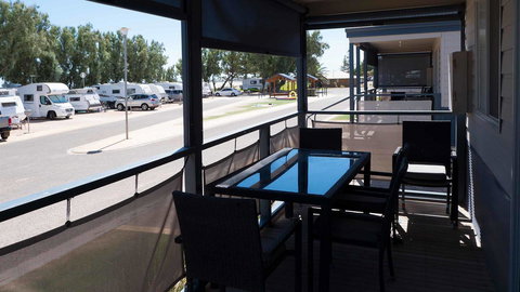 Wallaroo Holiday Park - Food Delivery Shop 19