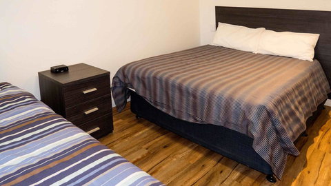 Wallaroo Holiday Park - Food Delivery Shop 27