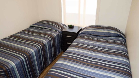 Wallaroo Holiday Park - Food Delivery Shop 33