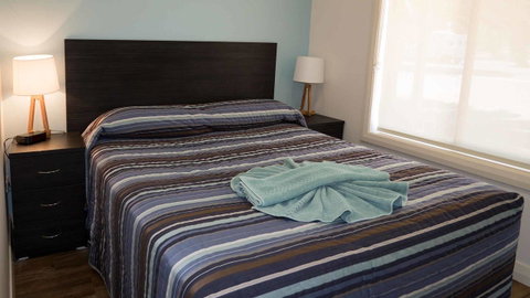 Wallaroo Holiday Park - Food Delivery Shop 25