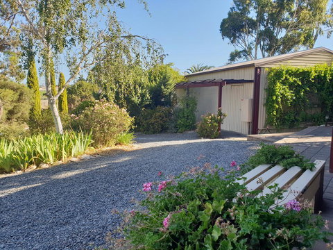 Barossa Valley Studio - Food Delivery Shop 20