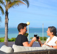 Kangaroo Island Seaside Inn - Food Delivery Shop