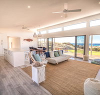 Middle River Beach House Western House - Food Delivery Shop