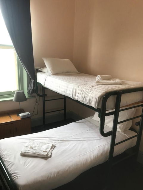 Grosvenor Hotel - Food Delivery Shop 8