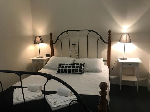 Grosvenor Hotel - Food Delivery Shop 12
