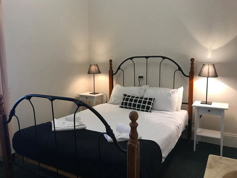 Grosvenor Hotel - Food Delivery Shop 11