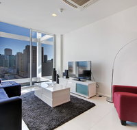 Light and spacious stunning views of Adelaide - Food Delivery Shop