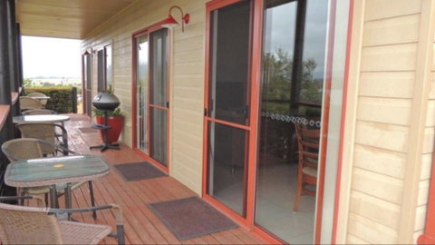 Avon View Stays Accommodation. - Food Delivery Shop 17