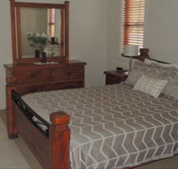 Avon View Stays Accommodation. - Food Delivery Shop