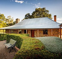Jacobs Estate Cottage - Food Delivery Shop
