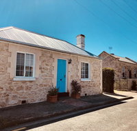 Goolwa Mariners Cottage - Free Wifi and Pet Friendly - Centrally located in Historic Region - Food Delivery Shop