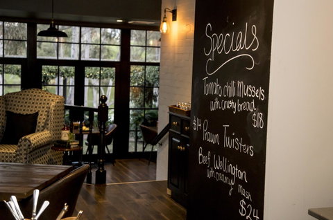 Lincoln Downs Resort Batemans Bay - Food Delivery Shop 20