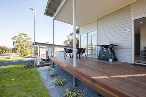 Blue Lake Holiday Park - Food Delivery Shop 16