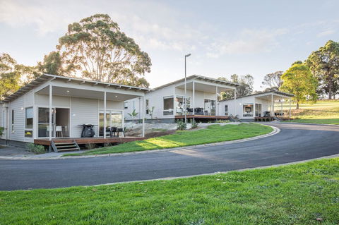 Blue Lake Holiday Park - Food Delivery Shop 12
