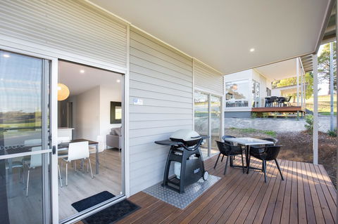 Blue Lake Holiday Park - Food Delivery Shop 19
