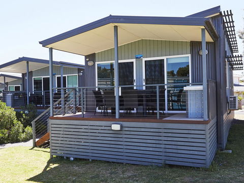 NRMA Victor Harbor Beachfront Holiday Park - Food Delivery Shop 34