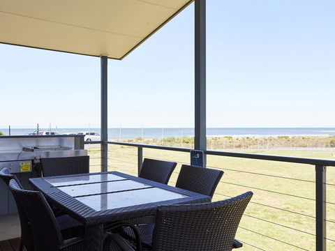 NRMA Victor Harbor Beachfront Holiday Park - Food Delivery Shop 35