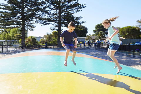 NRMA Victor Harbor Beachfront Holiday Park - Food Delivery Shop 23